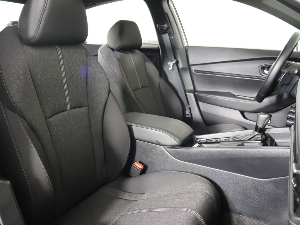 Certified 2025 Honda Accord Sport image 30