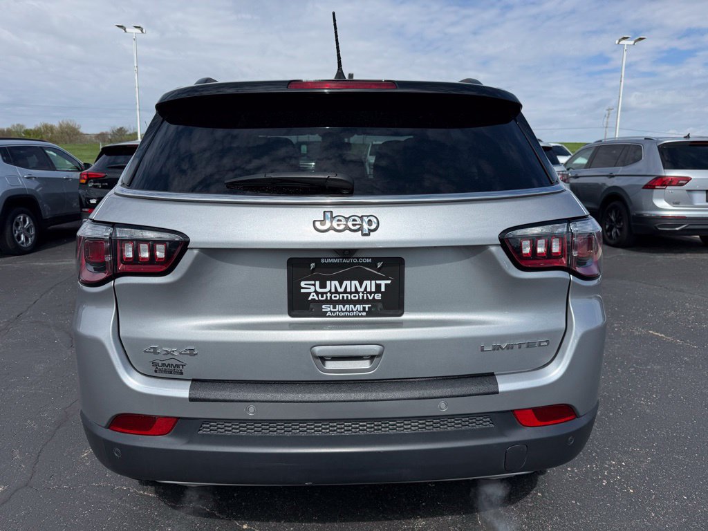 Used 2023 Jeep Compass Limited AWD/4WD image 28