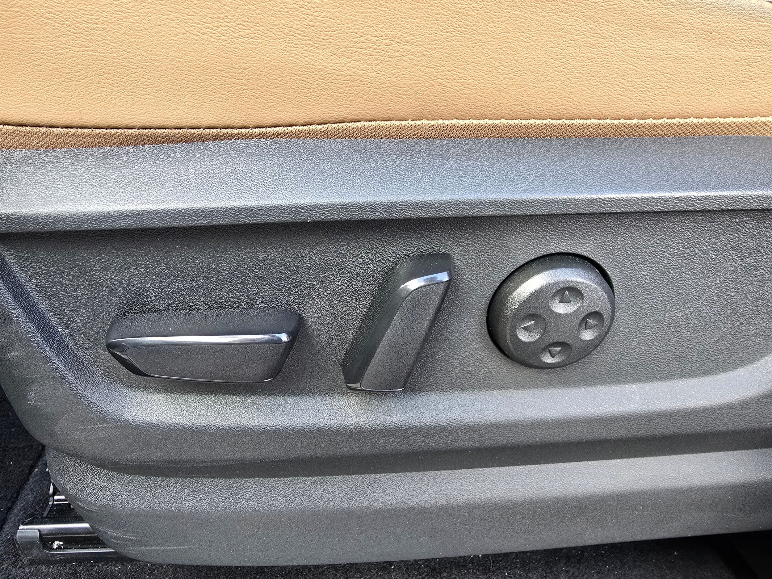 Used 2025 INFINITI QX80 Luxe AWD/4WD image 18