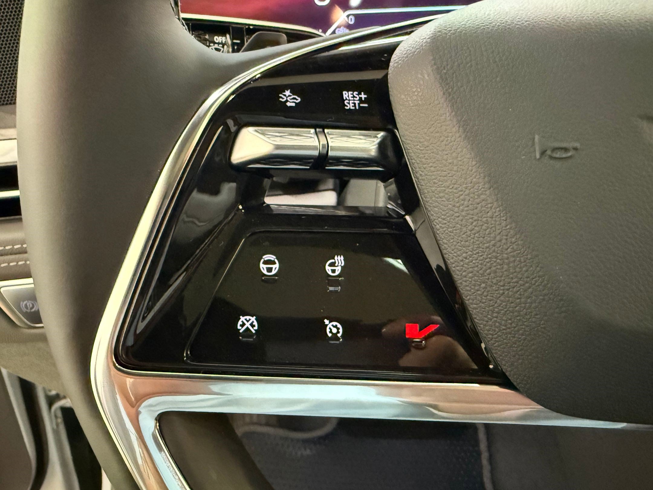 New 2026 Cadillac Escalade IQL Luxury image 18