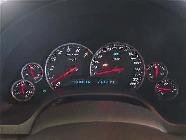Used 2007 Chevrolet Corvette Coupe w/ Performance Package RWD image 12