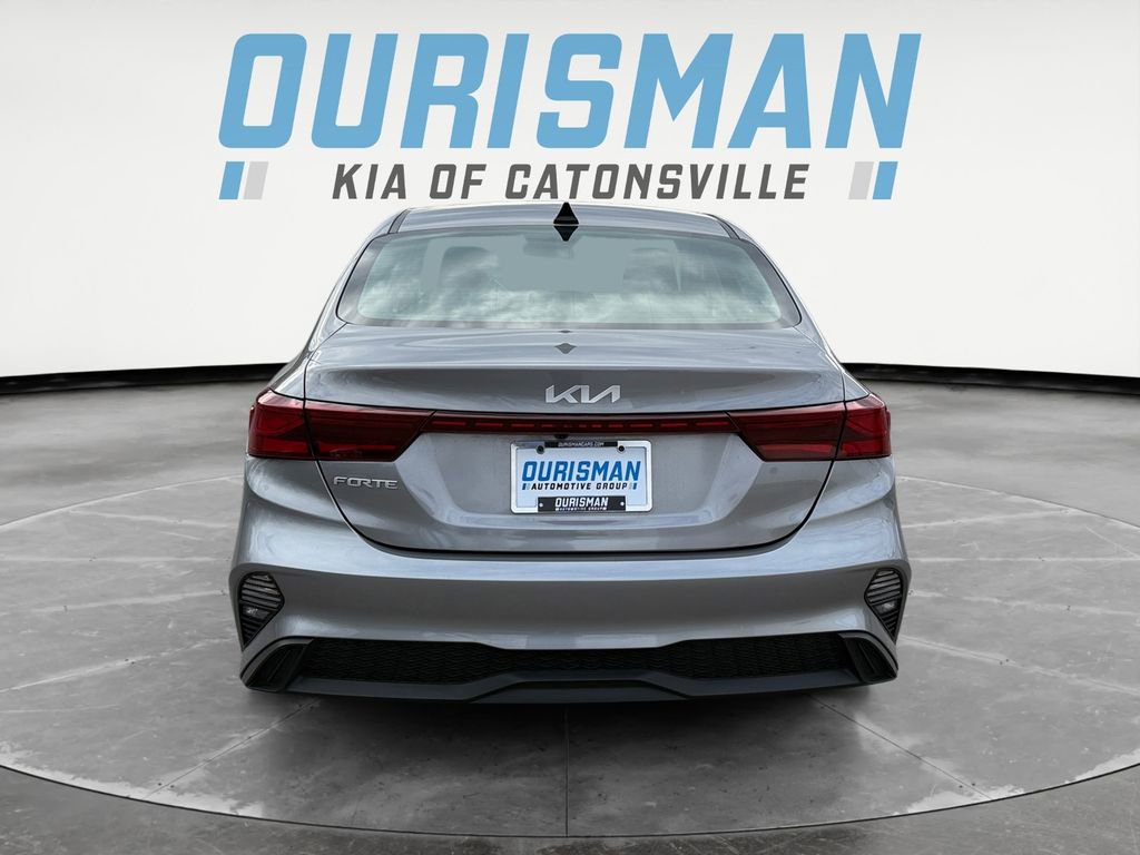 Used 2024 Kia Forte LXS image 5