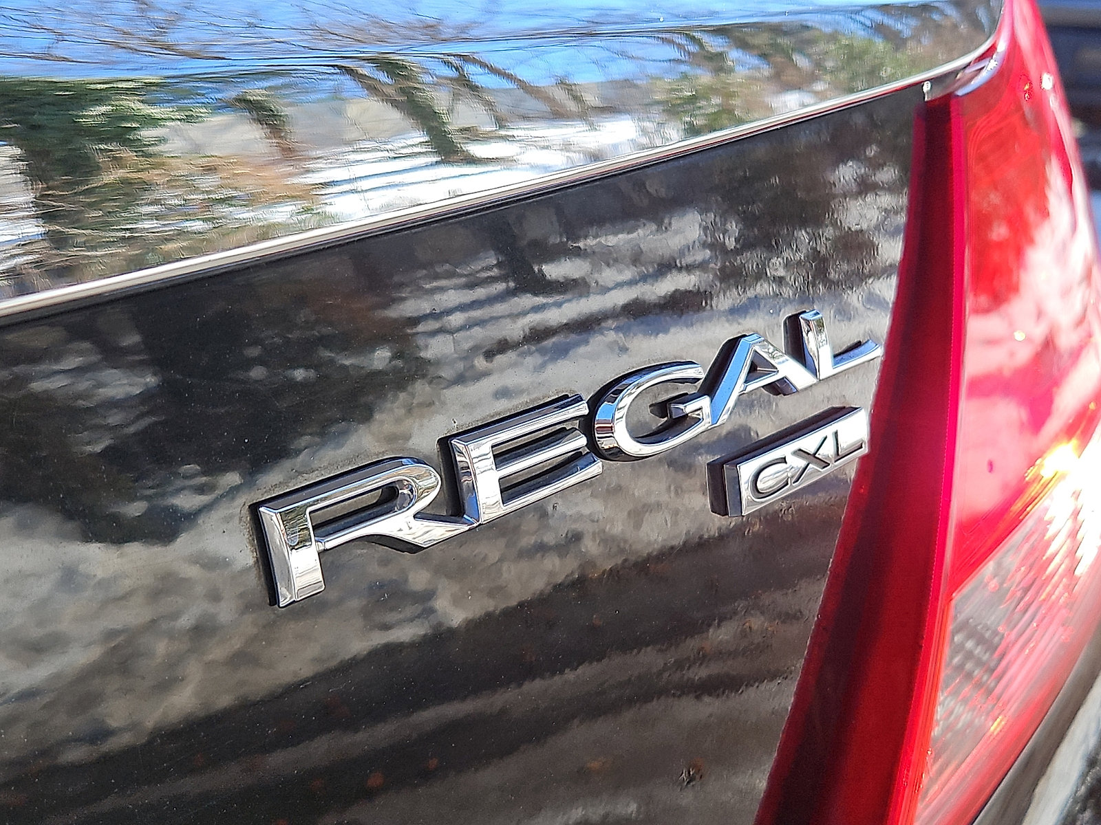 Used 2011 Buick Regal CXL w/ RL2 Preferred Equipment Group image 30