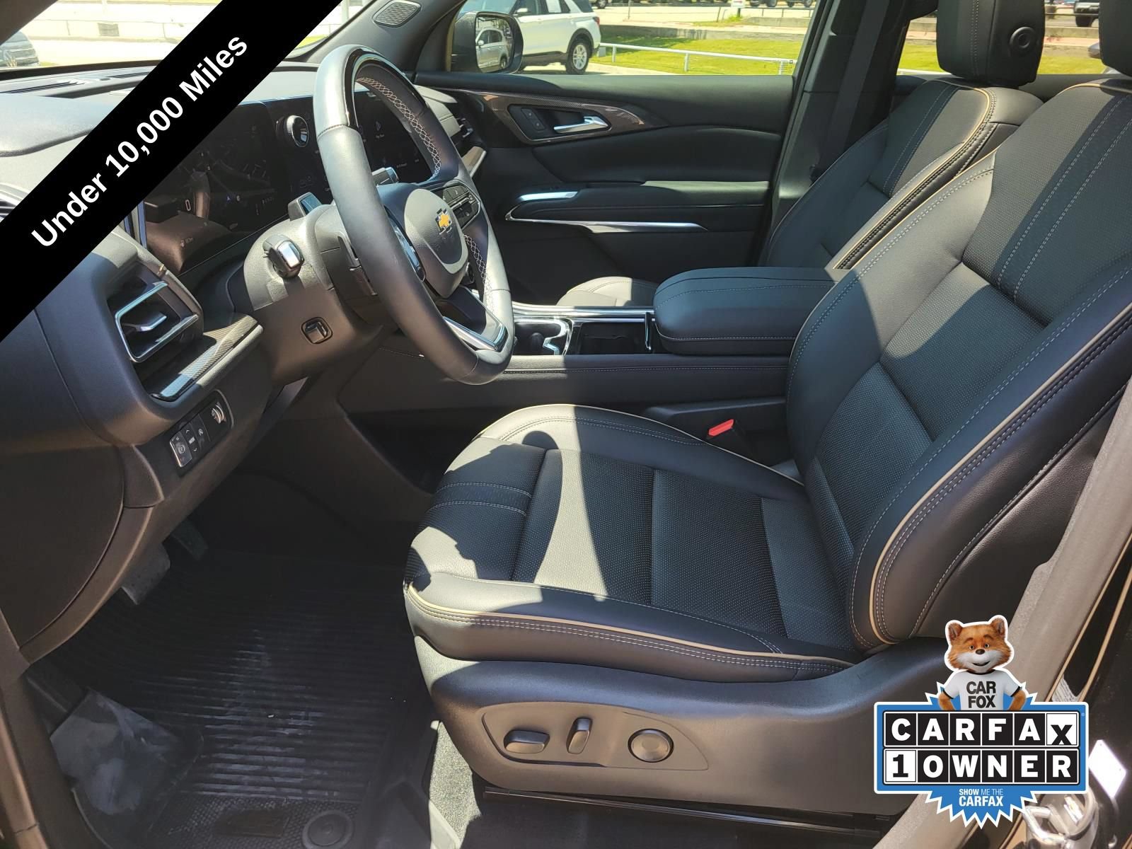 Used 2025 Chevrolet Traverse High Country FWD image 24