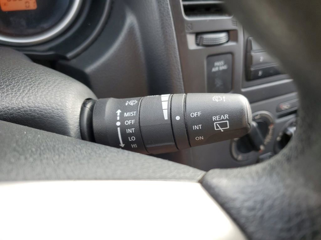 Used 2012 Nissan Versa 1.8 S w/ Plus Pkg image 19