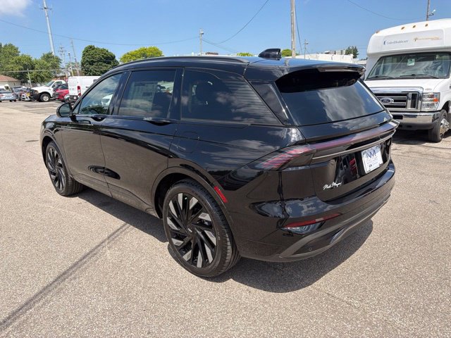 New 2026 Lincoln Nautilus Reserve w/ Jet Appearance Package AWD/4WD image 8