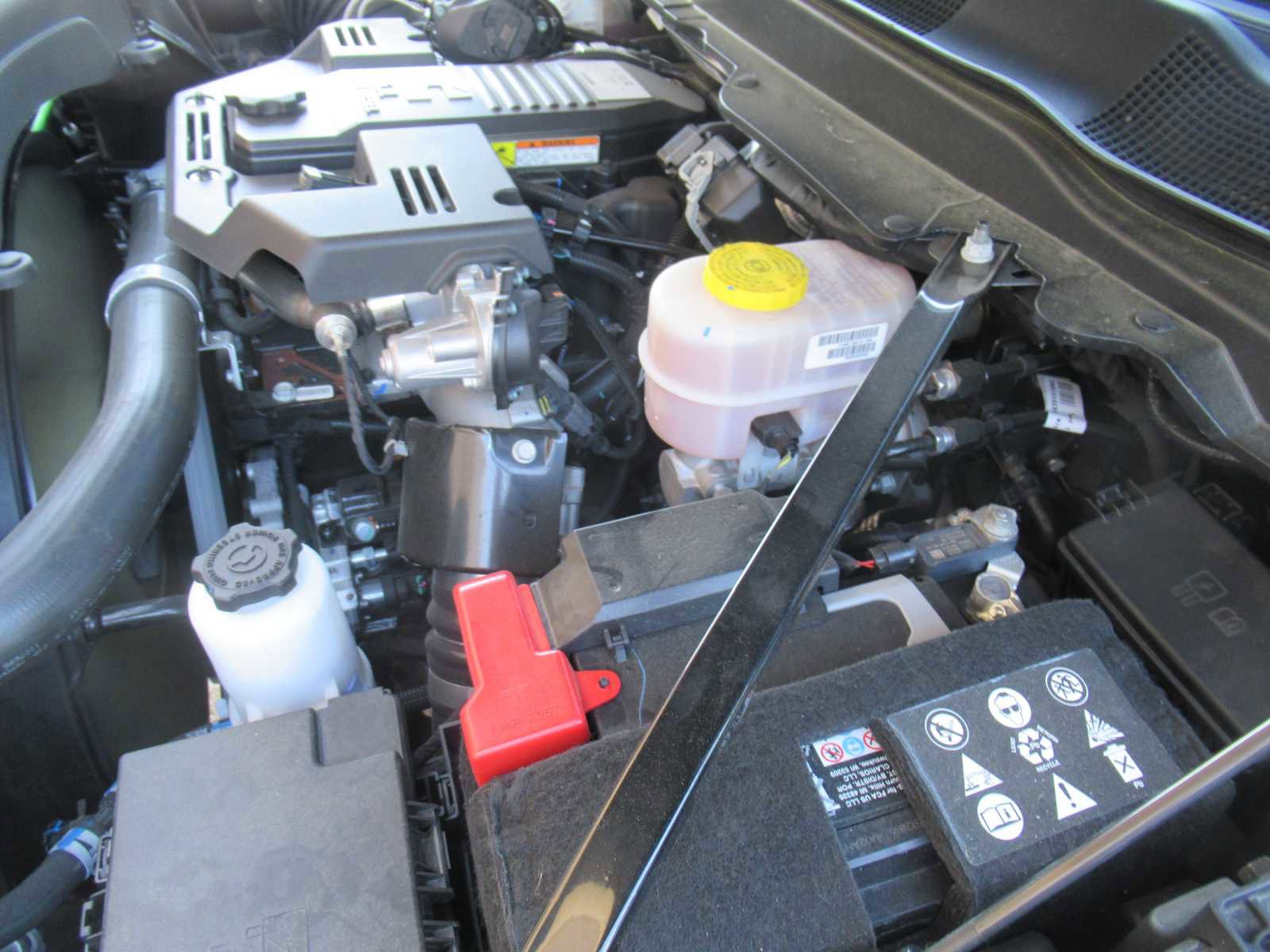 Used 2024 RAM 2500 Tradesman w/ Chrome Appearance Group image 19