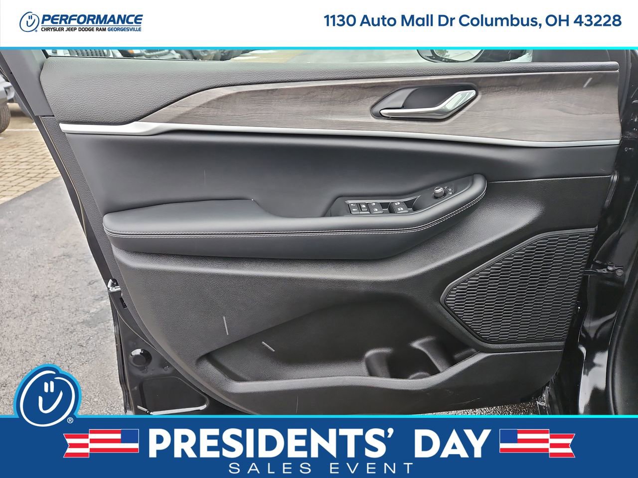 New 2026 Jeep Grand Cherokee Laredo image 19
