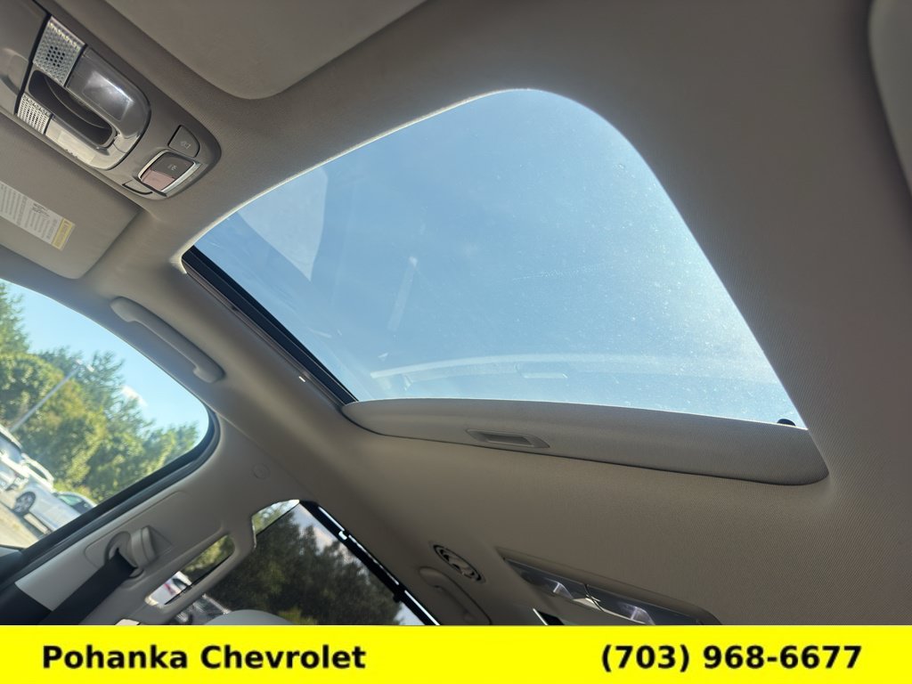 Used 2024 Kia Telluride SX w/ Towing Package FWD image 23