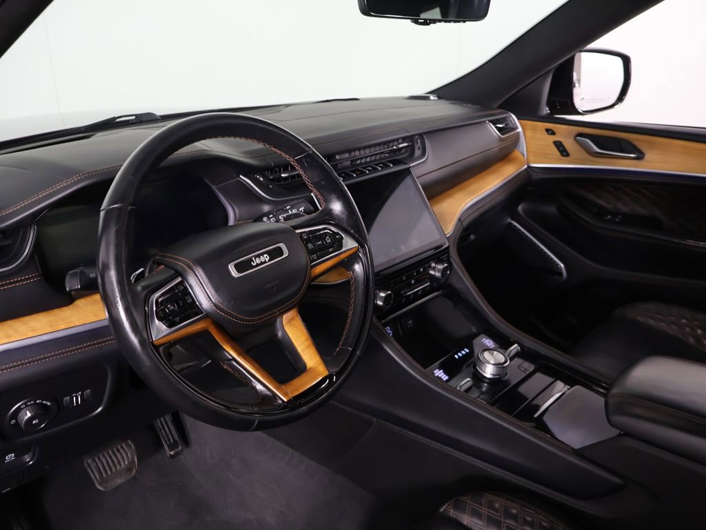 Used 2021 Jeep Grand Cherokee L Summit image 33