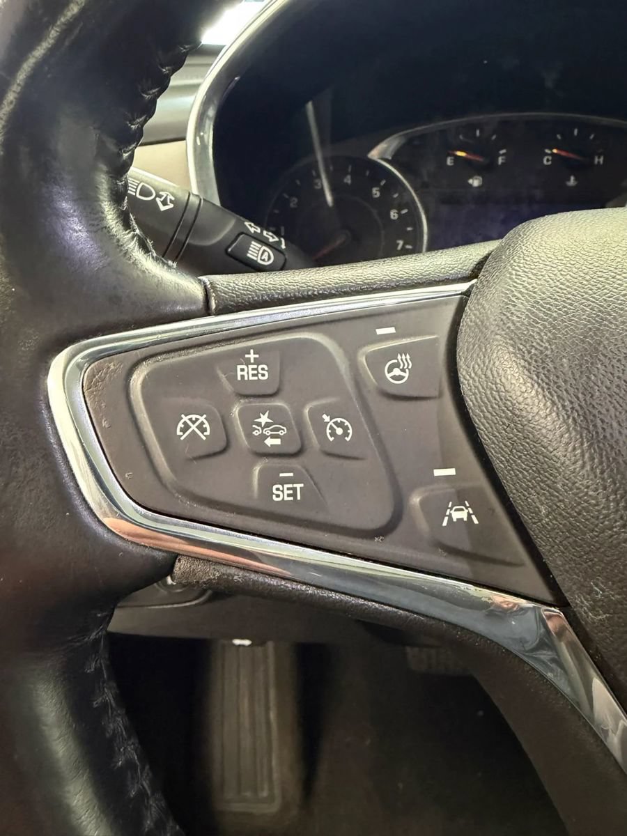Used 2020 Chevrolet Equinox Premier FWD image 23