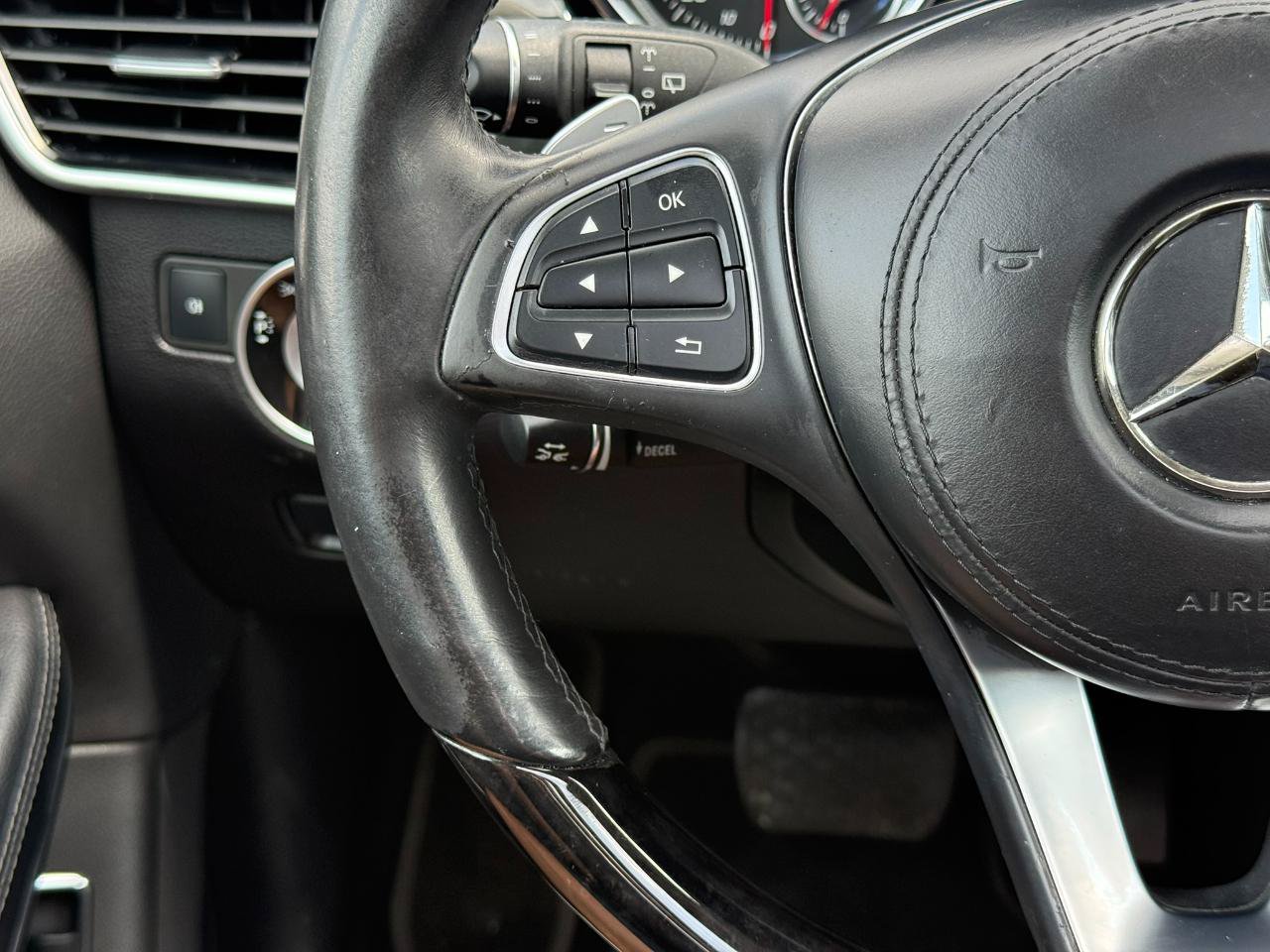 Used 2018 Mercedes-Benz GLS 550 4MATIC image 15
