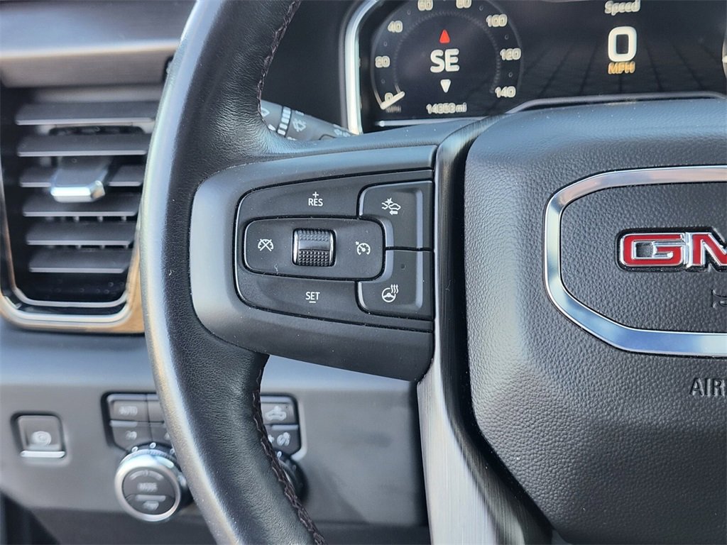 Used 2024 GMC Sierra 2500 AT4X image 27