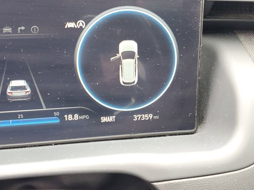 Used 2024 Hyundai Tucson Limited image 16