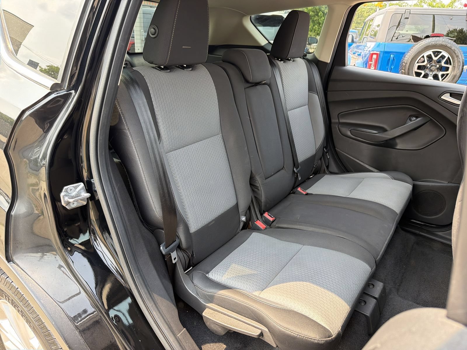 Used 2017 Ford Escape SE FWD image 22
