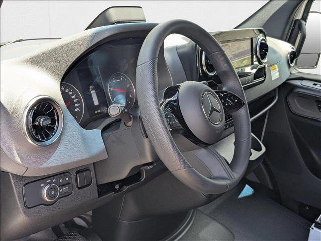 New 2025 Mercedes-Benz Sprinter 2500 image 3