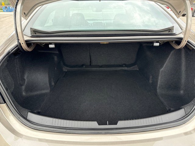 Used 2025 Chevrolet Malibu LT image 25