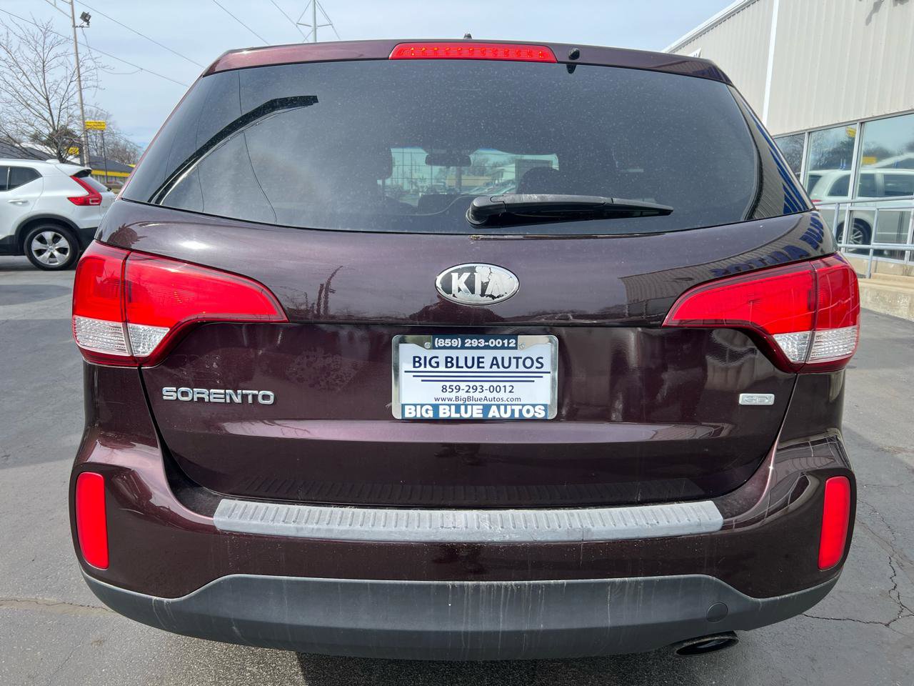 Used 2015 Kia Sorento LX image 4