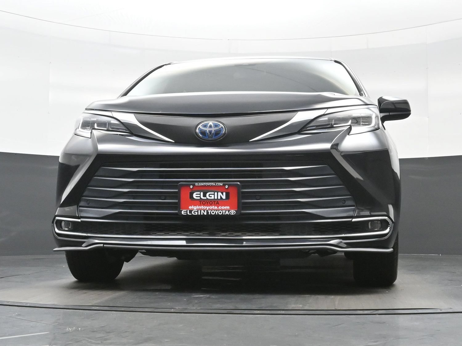 Used 2022 Toyota Sienna XLE FWD image 29