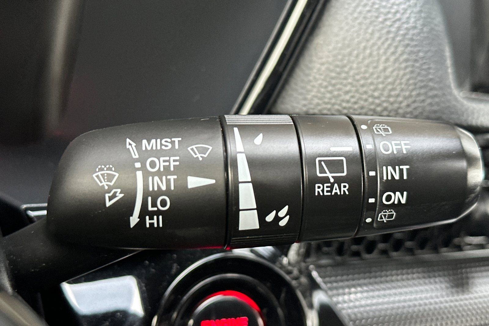 Used 2025 Honda CR-V EX-L image 39