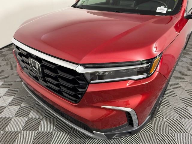 Used 2025 Honda Pilot Elite image 10