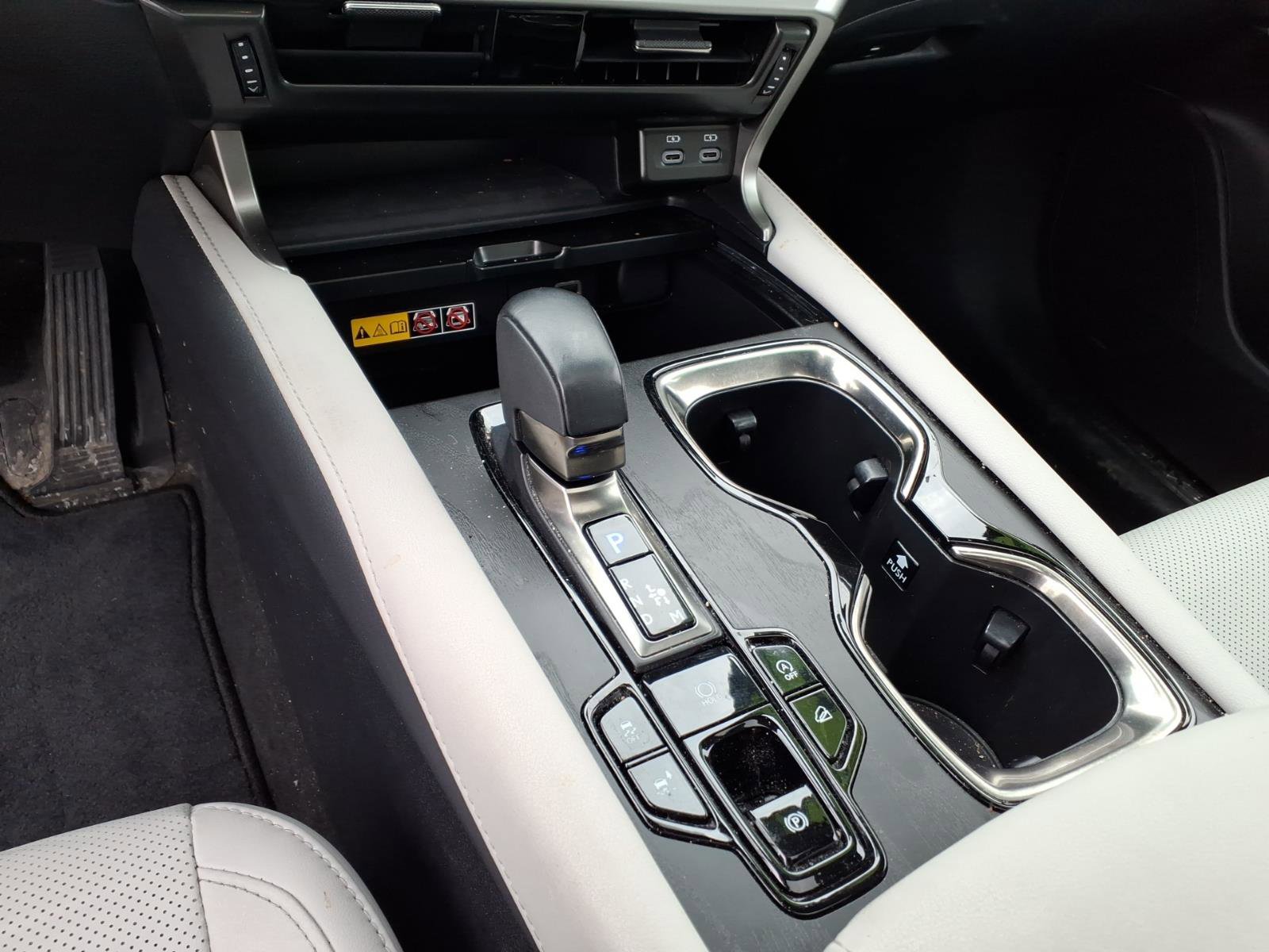 Used 2024 Lexus RX 350 Premium w/ Cold Area Package AWD/4WD image 11