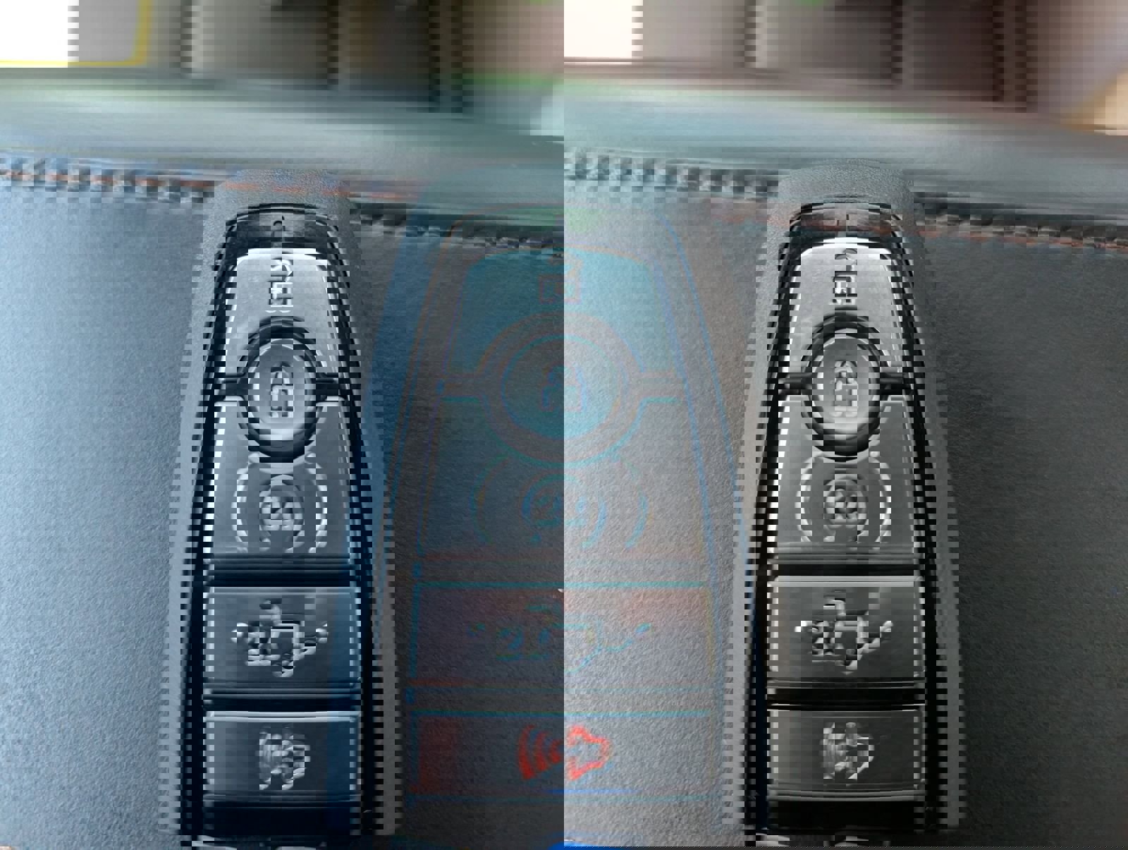 Used 2025 Ford F250 King Ranch w/ Chrome Package image 33