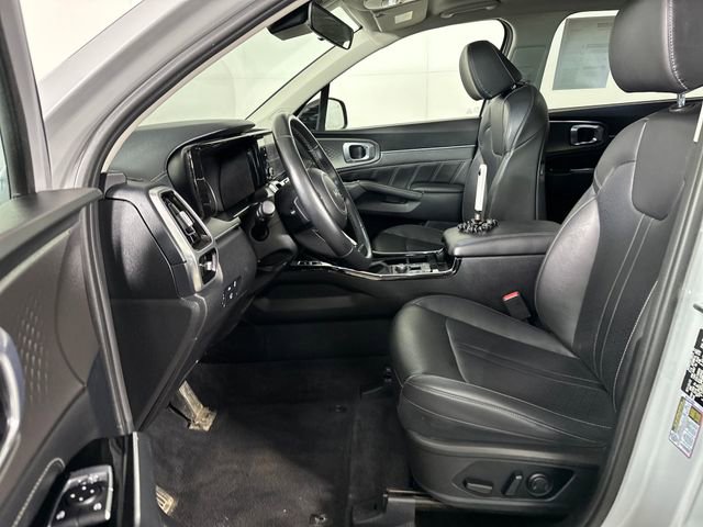 Used 2022 Kia Sorento SX image 18