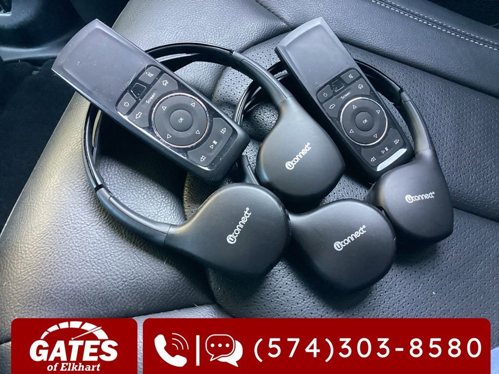 Used 2020 Chrysler Pacifica Touring-L Plus image 22