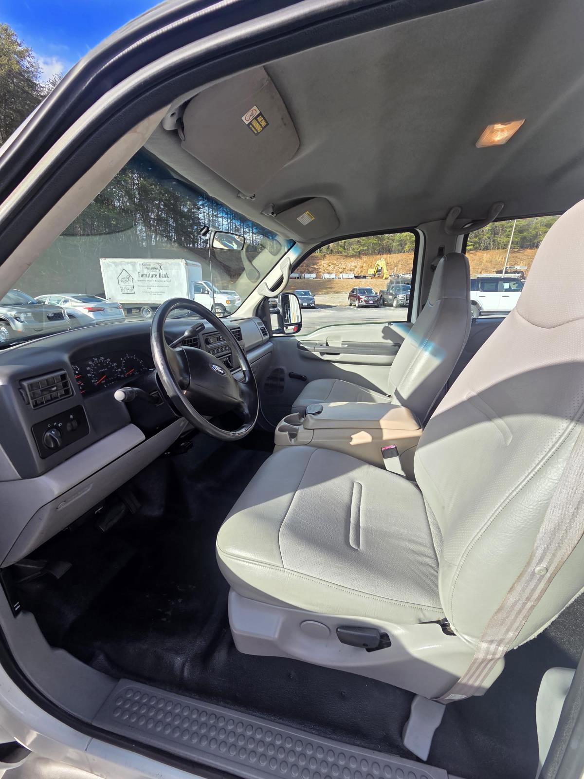 Used 2001 Ford F350 XL image 15