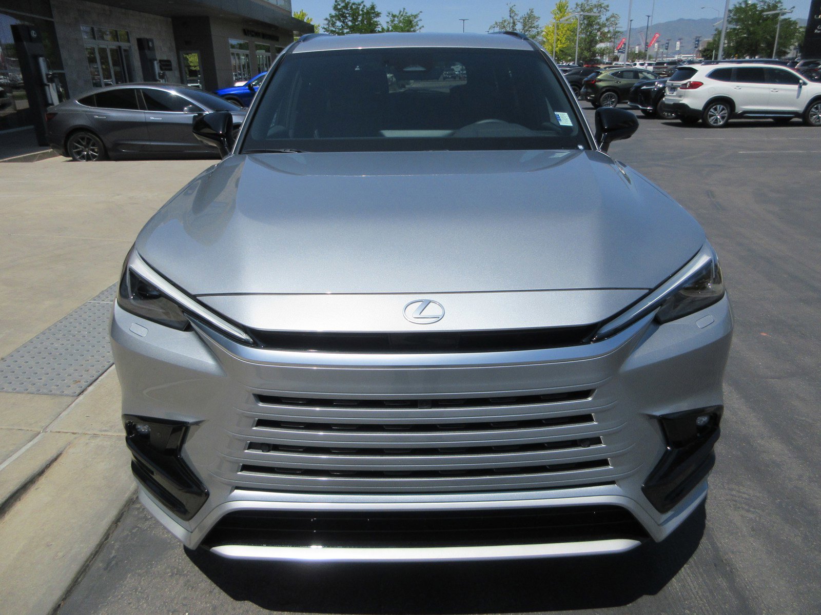 New 2026 Lexus TX 500h AWD image 11