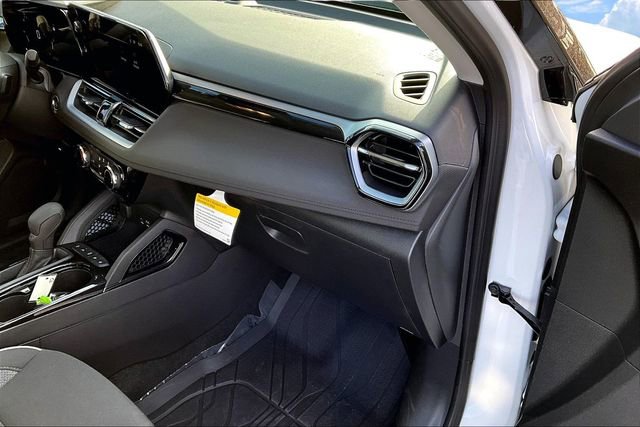 Certified 2024 Chevrolet TrailBlazer LT w/ Driver Confidence Package image 27