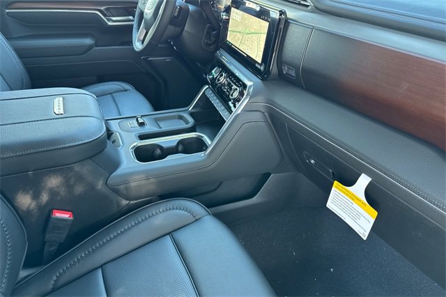 New 2026 GMC Sierra 2500 Denali w/ Denali Reserve Package image 17