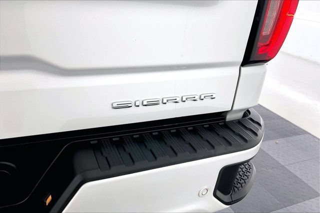 Used 2023 GMC Sierra 1500 Denali w/ Denali Carbonpro Edition AWD/4WD image 31
