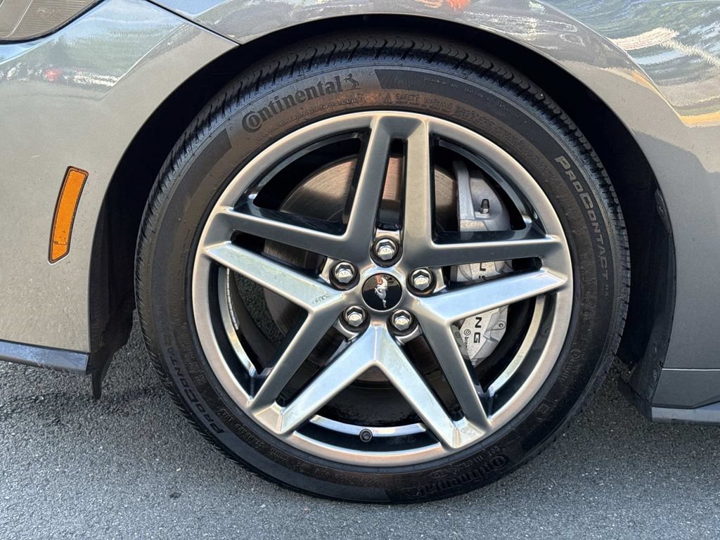 Used 2025 Ford Mustang GT Premium RWD image 8