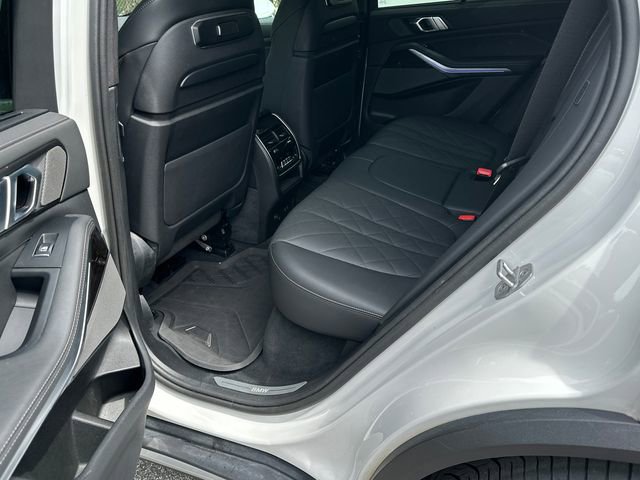 Used 2025 BMW X5 xDrive50e w/ Executive Package AWD/4WD image 11