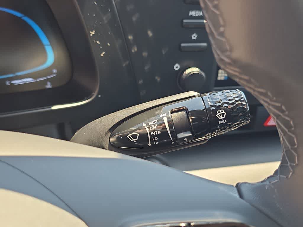 New 2026 Hyundai Elantra SEL Sport Premium FWD image 27
