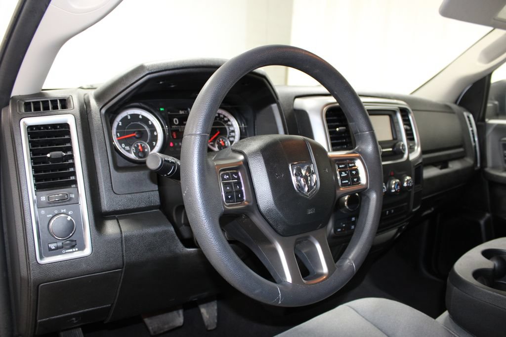 Used 2024 RAM 1500 Classic SLT AWD/4WD image 16