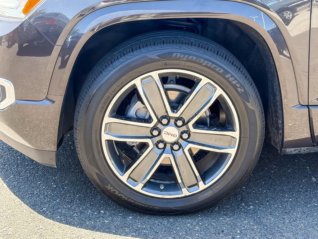Used 2017 GMC Acadia Denali w/ Technology Package FWD image 7