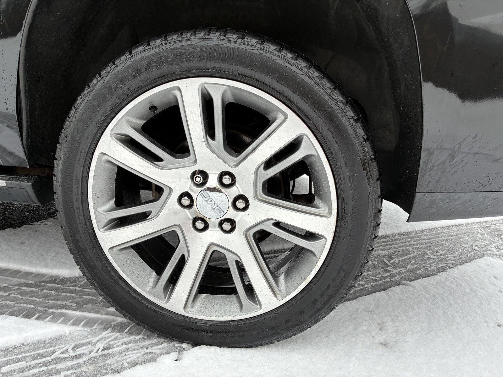 Used 2016 GMC Yukon Denali image 22