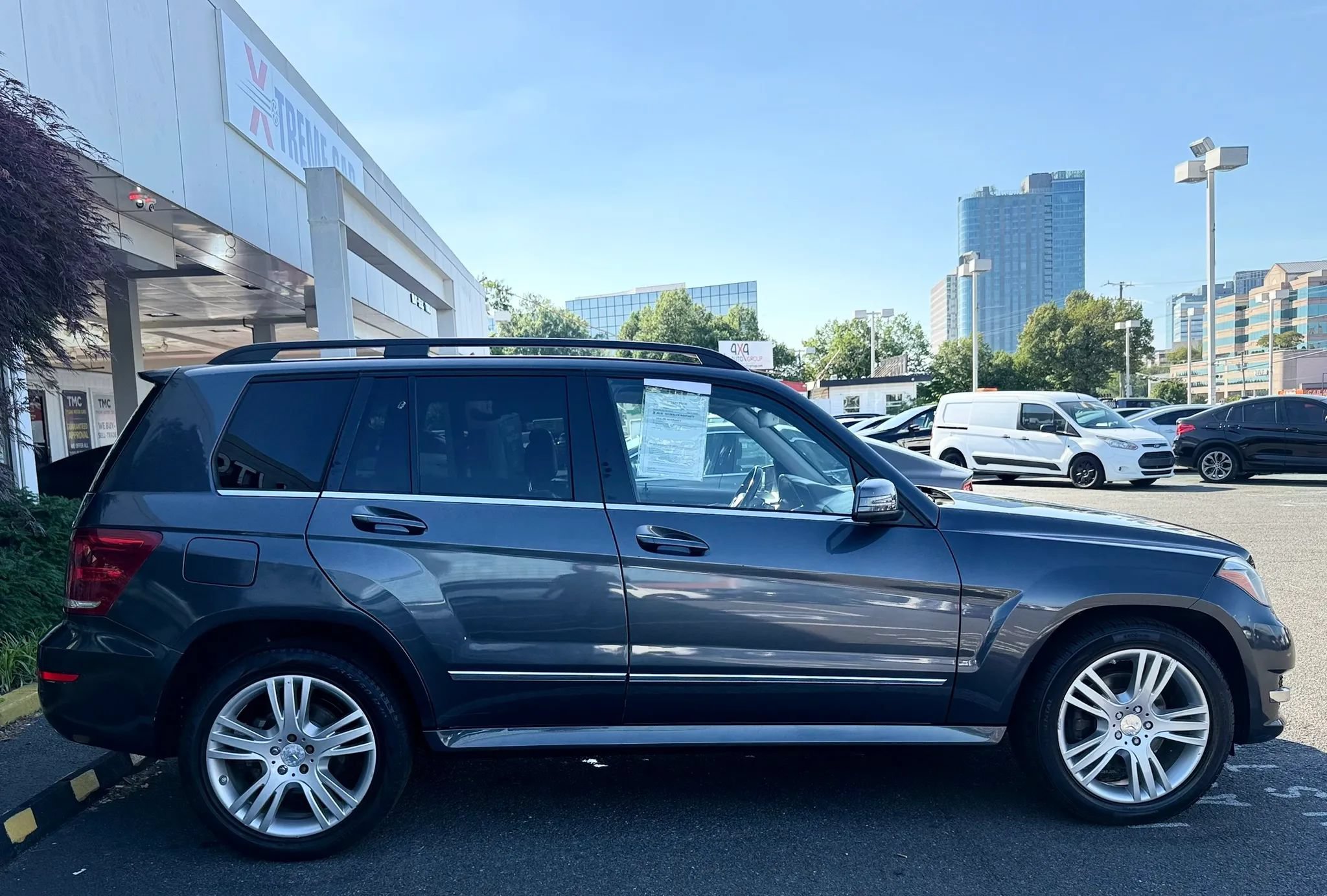 Used 2014 Mercedes-Benz GLK 350 4MATIC image 8