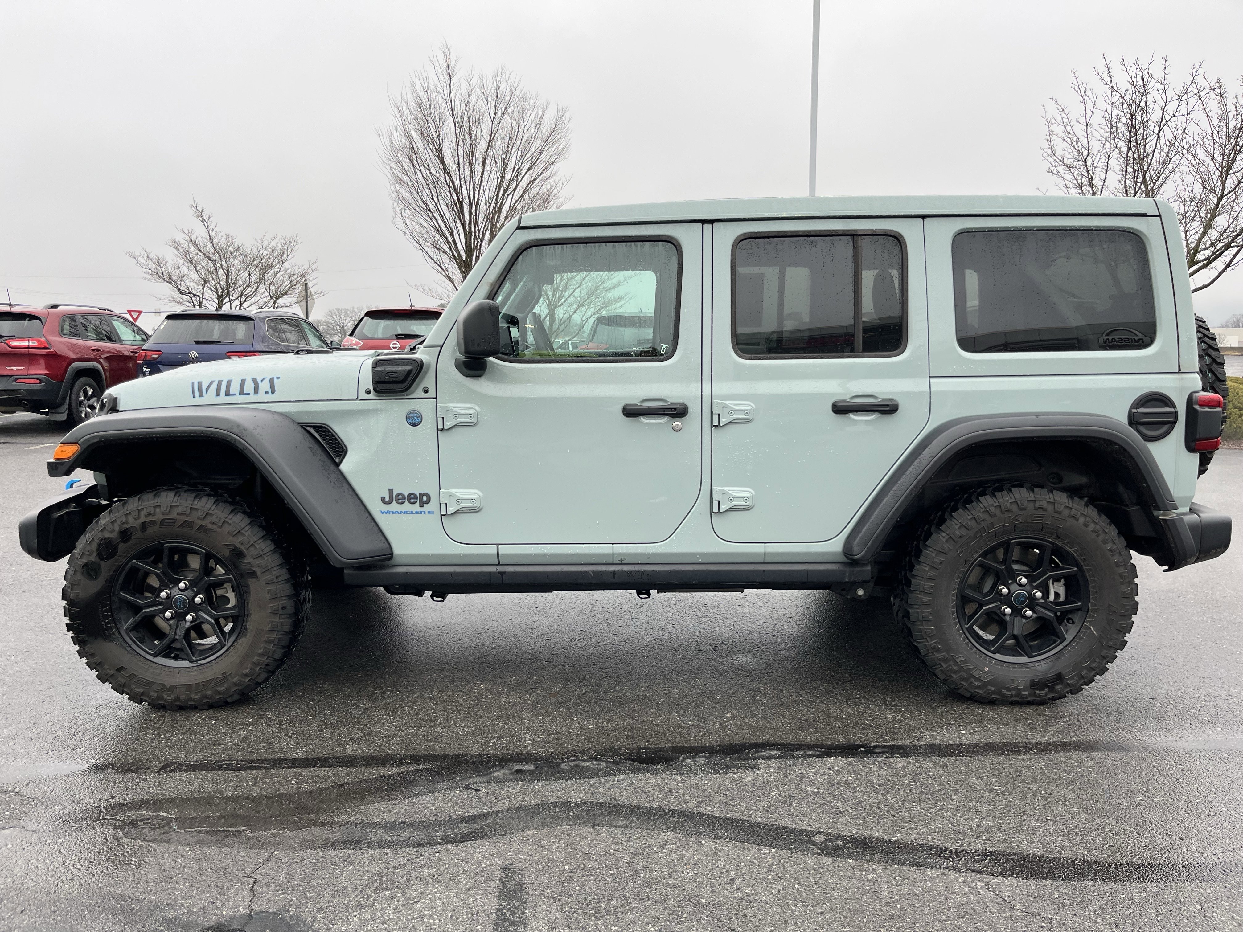 Used 2024 Jeep Wrangler Willys 4xe image 7