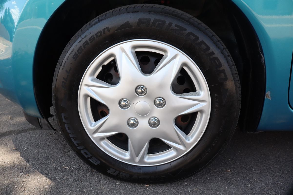 Used 2015 Nissan Versa Note SV FWD image 40