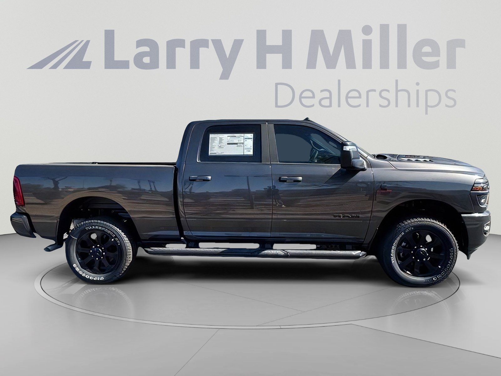 New 2026 RAM 2500 Laramie w/ Night Edition AWD/4WD image 6