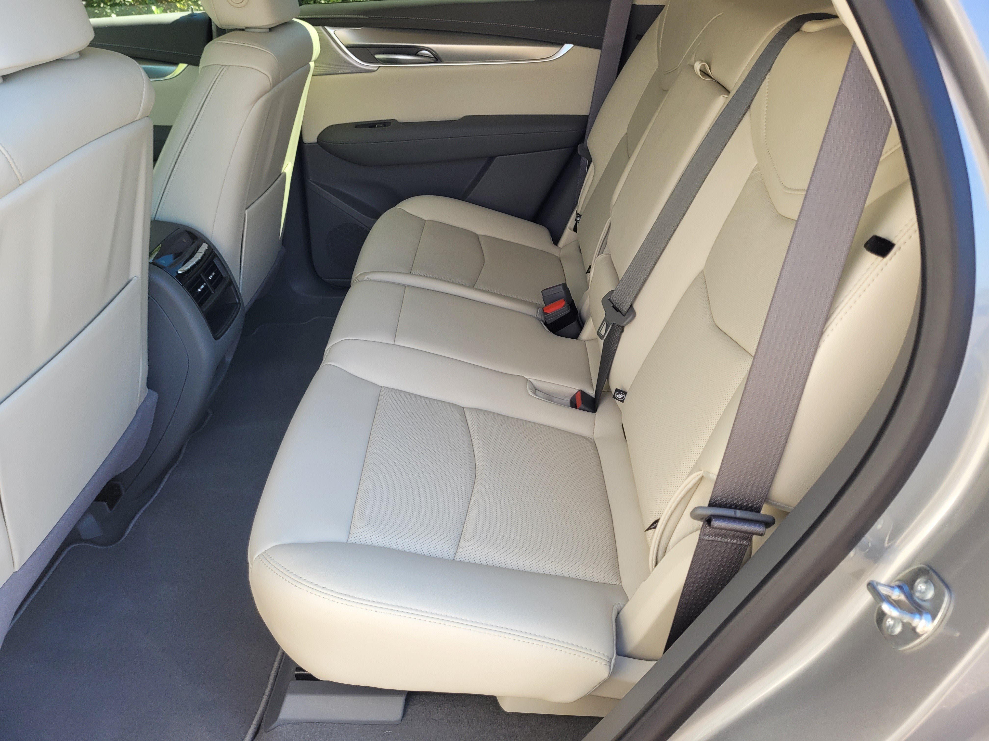 New 2026 Cadillac XT5 Premium Luxury w/ Driver Assist Package FWD image 25