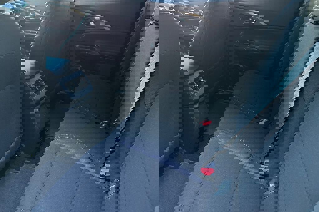 New 2026 Chevrolet Equinox EV LT image 12