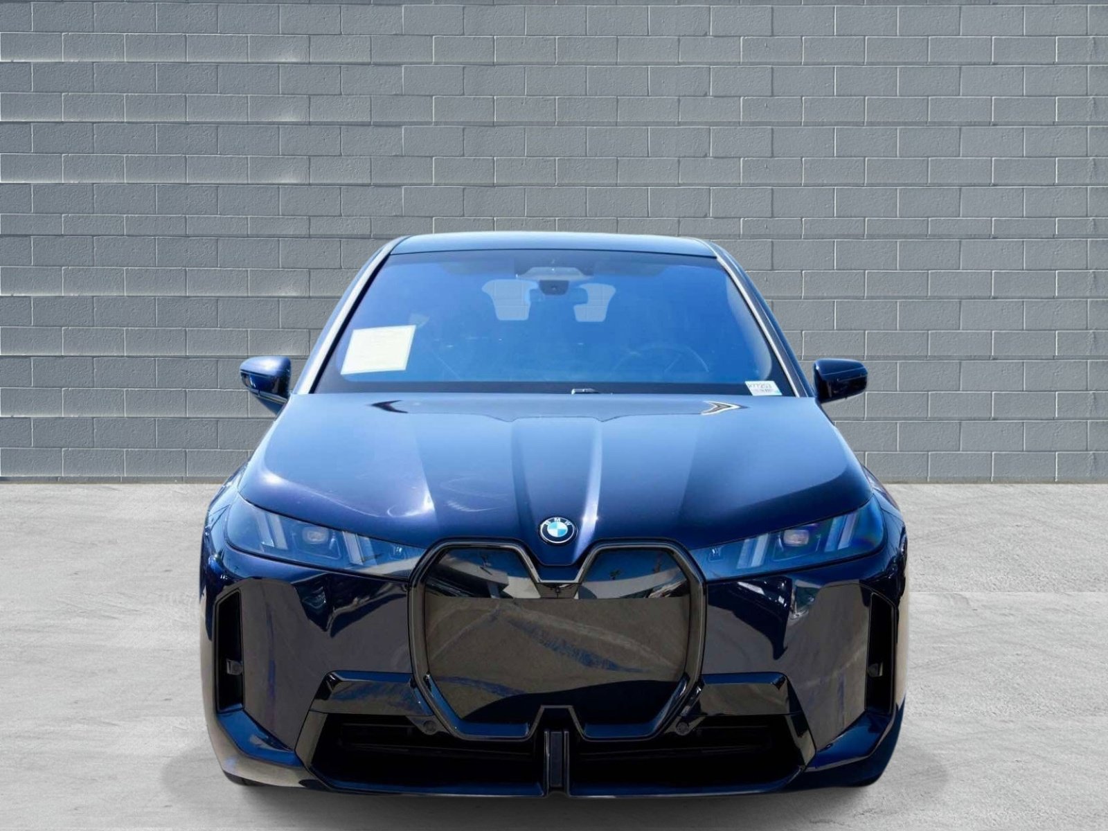 Certified 2026 BMW iX xDrive45 w/ M Sport Package AWD/4WD image 2