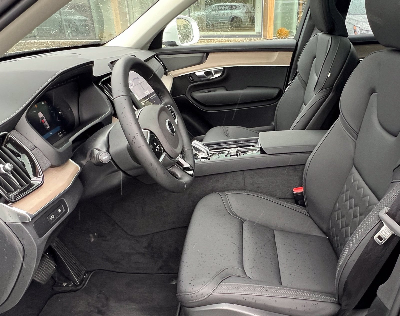 New 2027 Volvo XC90 T8 Bright AWD/4WD image 14
