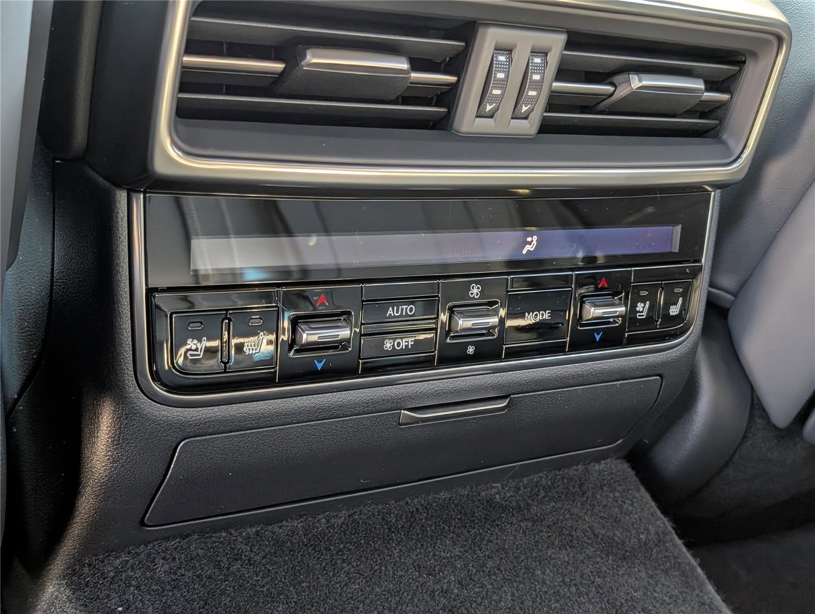 New 2026 Lexus LX 700h F Sport AWD/4WD image 14