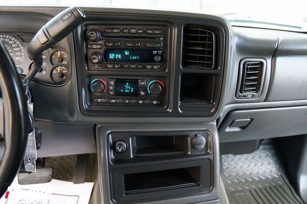 Used 2007 GMC Sierra 3500 SLT w/ Skid Plate Package image 24